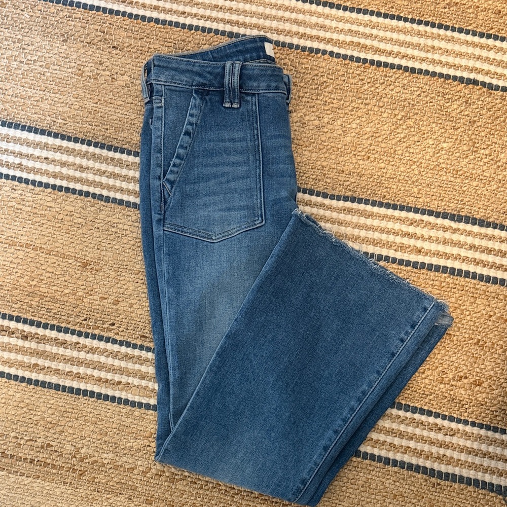 Hidden Happi Flare Patch Pocket Jeans - Picture 3 of 6